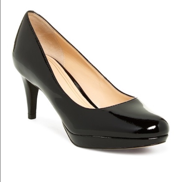 cole haan low heel pump